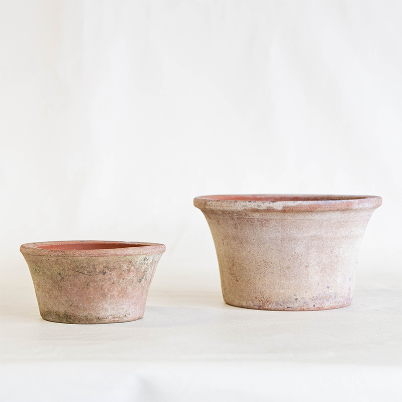 aged planter pots Aged Berkshire Planter