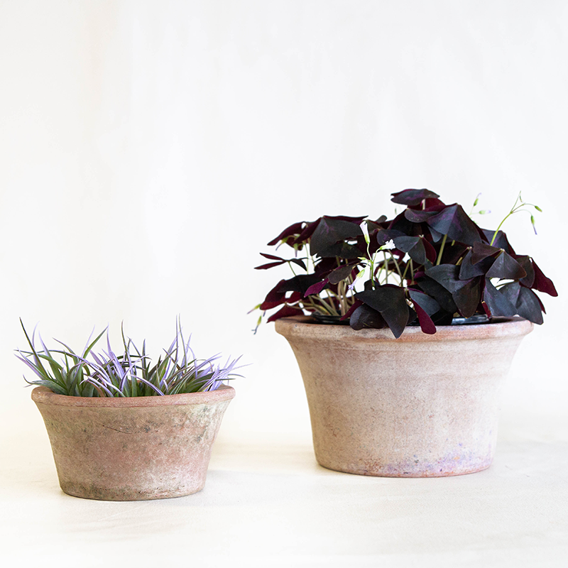 aged plant pots Aged Berkshire Planter