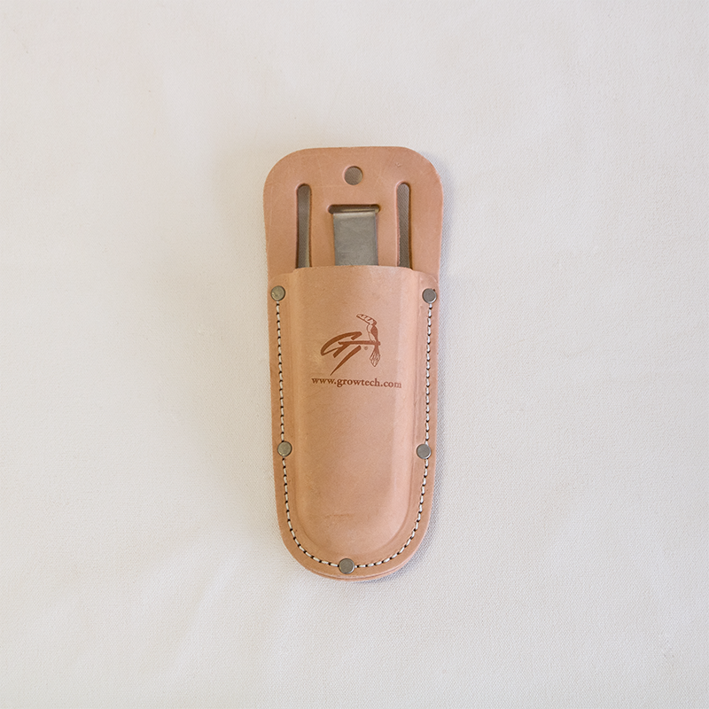 Pruner Sheath